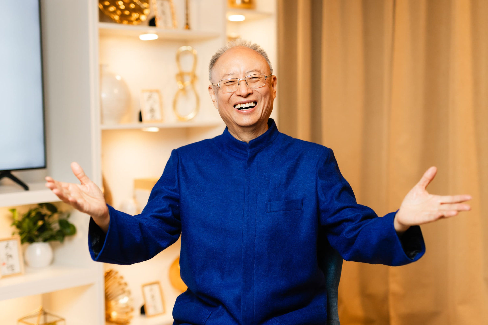 Dr. and Master Zhi Gang Sha